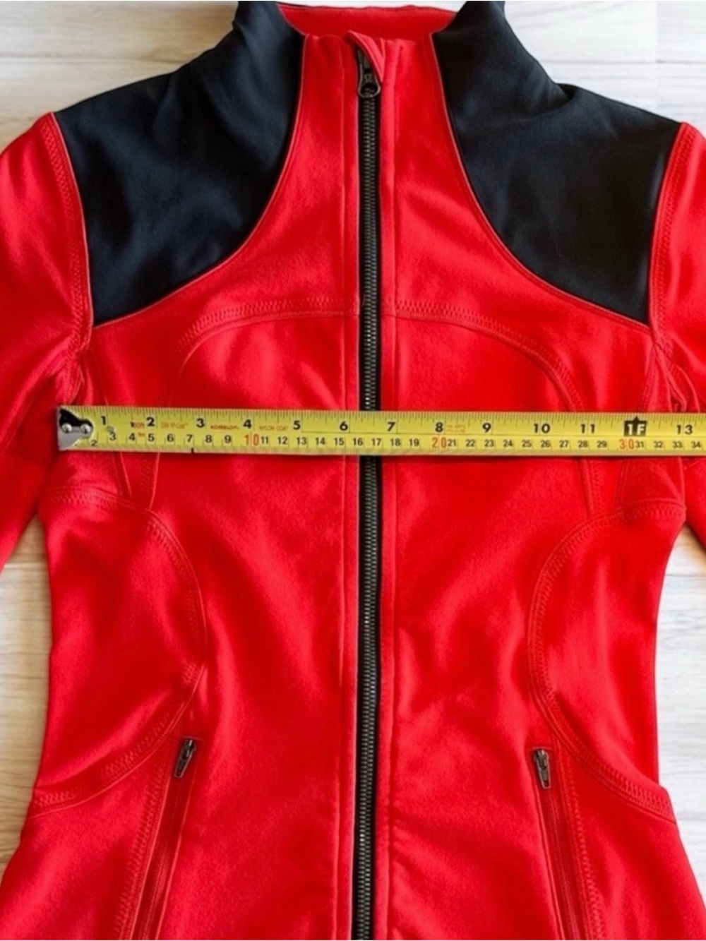 🍋 LULULEMON | Forme Jacket - Picture 9 of 10
